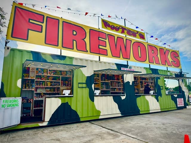Pooter's Fireworks seasonal retail stand in Texas